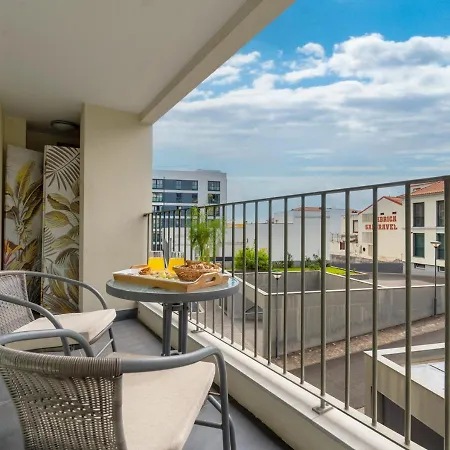 Funcho 91 - Spacious 100m2 - Panoramic Views - Madeira *