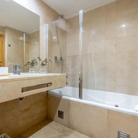 Funcho 91 - Spacious 100m2 - Panoramic Views - Madeira